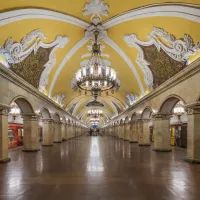 Центральный зал станции «Комсомольская»