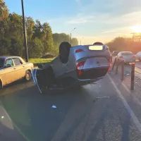 Автомобиль перевернулся