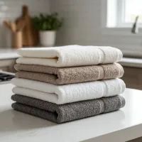 Как новые! Старые полотенца снова стали шелковыми и хрустящими: эти лайфхаки вернули им мягкость