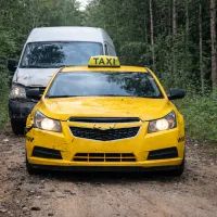 Газель сбивает такси сзади