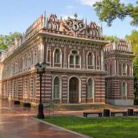 Средний дворец в Царицыне 