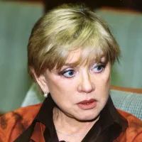 Вера Алентова