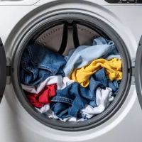 Перестала кидать кружево и шелк к джинсам — и больше не ищу затяжки на любимой одежде