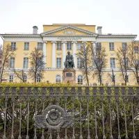 Корпус факультета журналистики МГУ