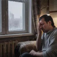 Мужчина, февраль