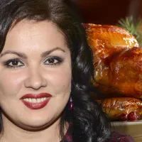 Анна Нетребко