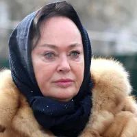 Лариса Гузеева