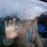 Запотевшее стекло автомобиля