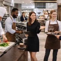 В современном ресторане