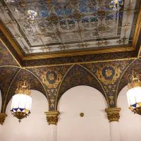 Внутри гостиницы "Ленинградская"