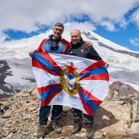 Флаг ЦСКА на горе