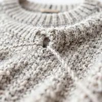 Не боюсь зацепок и затяжек на трикотаже: использую эти лайфхаки и одежда выглядит лучше новой