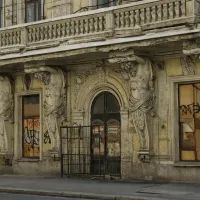 Дом с атлантами на Солянке