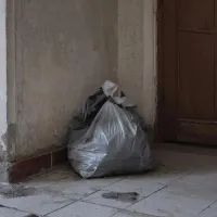 Мешок с мусором