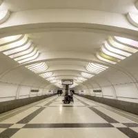 Улица академика Янгеля (станция метро)