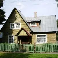 Улица Поленова, дом 18