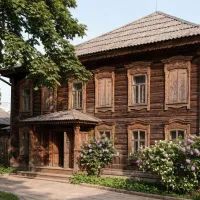 Деревянный дом