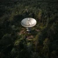 Спутниковая тарелка