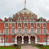 Петровский путевой дворец в Москве