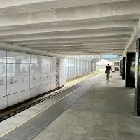 Станция метро Пионерская