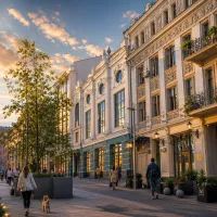 Город