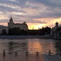 Город