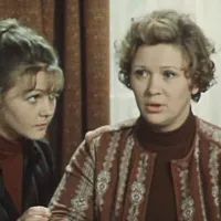Кадр из фильма «По семейным обстоятельствам» (1977)