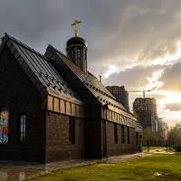 Храм