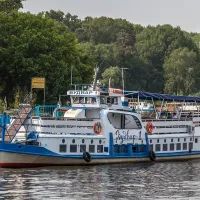 Теплоход Будвар-1 (тип Москвич) у причала Химки