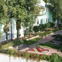 Вид Морозовского сада от Палат дьяка Емельяна Украинцева