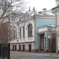 Особняк Гельтищевых