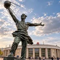 Памятник