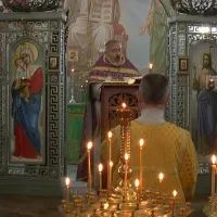 В церкви