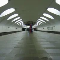 Станция метро Отрадное