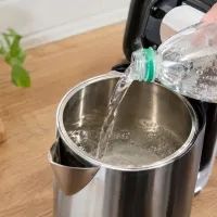 Чайник, вода
