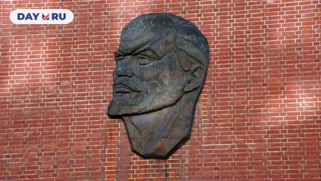 Владимир Ленин