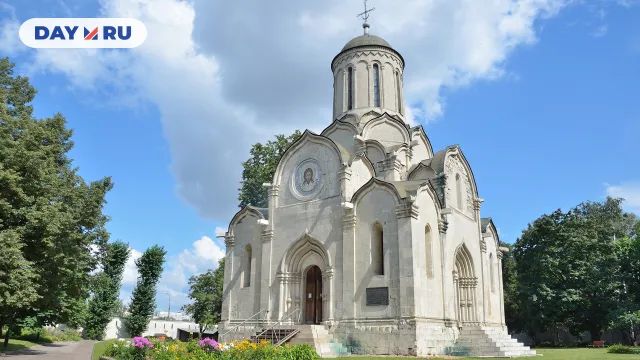 Спасский собор Андроникова монастыря Спасский собор Андроникова монастыря