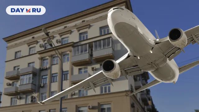 Сталинка и самолет Сталинка и самолет