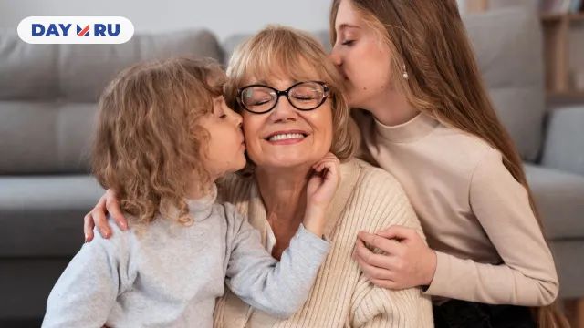 Бабушка с внуками