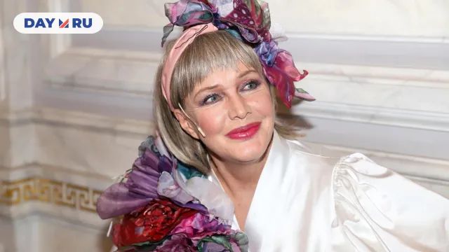 Елена Проклова