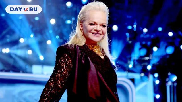 Лариса Долина