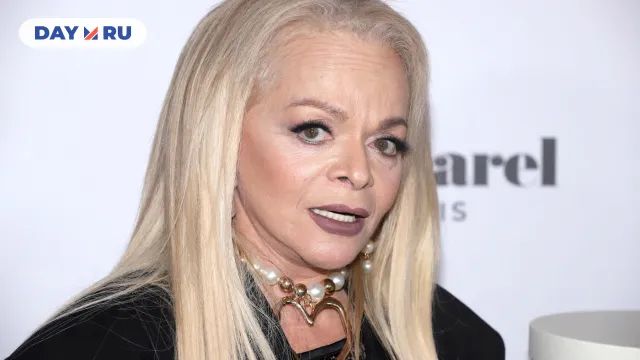 Лариса Долина