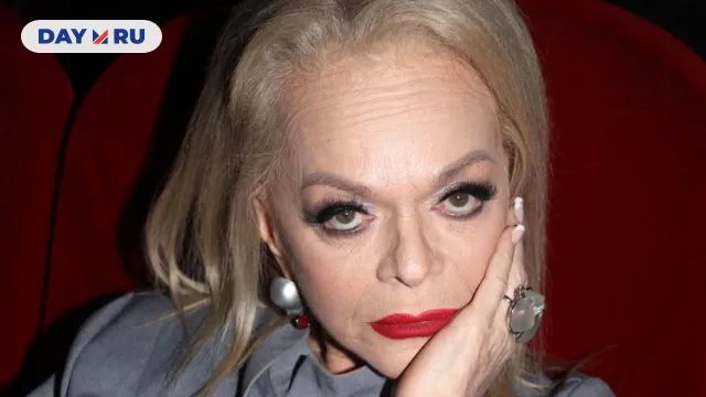 Лариса Долина