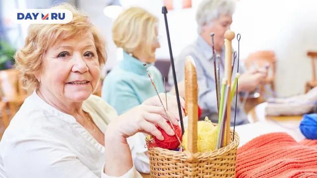 Пожилые люди