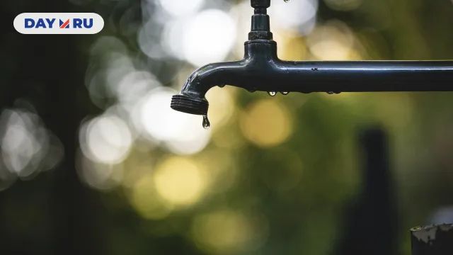 Водопроводный кран Водопроводный кран