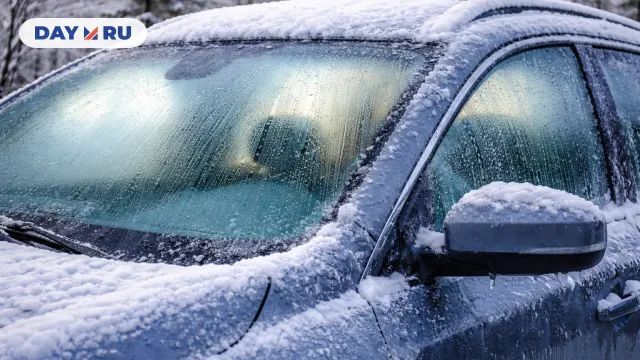Запотевшие стёкла зимнего автомобиля