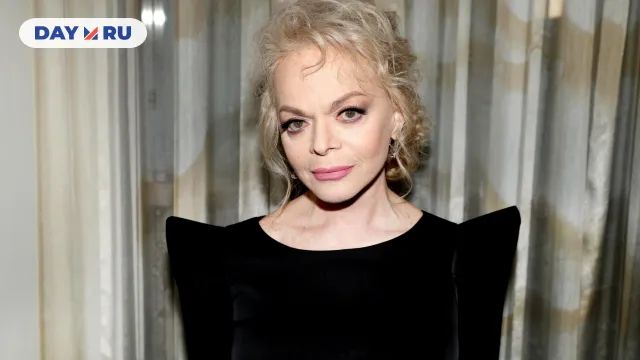 Лариса Долина