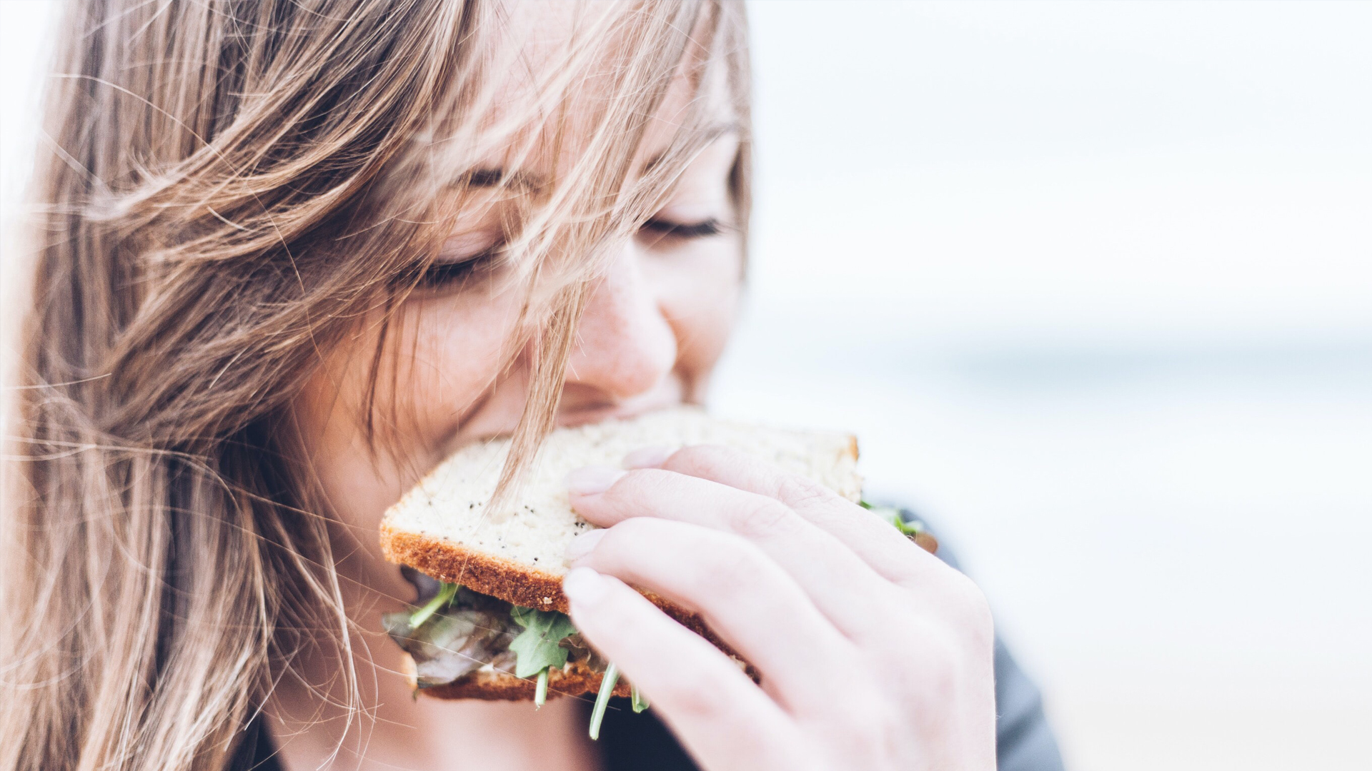 Как снизить потребление жиров, но все равно продолжать вкусно питаться?